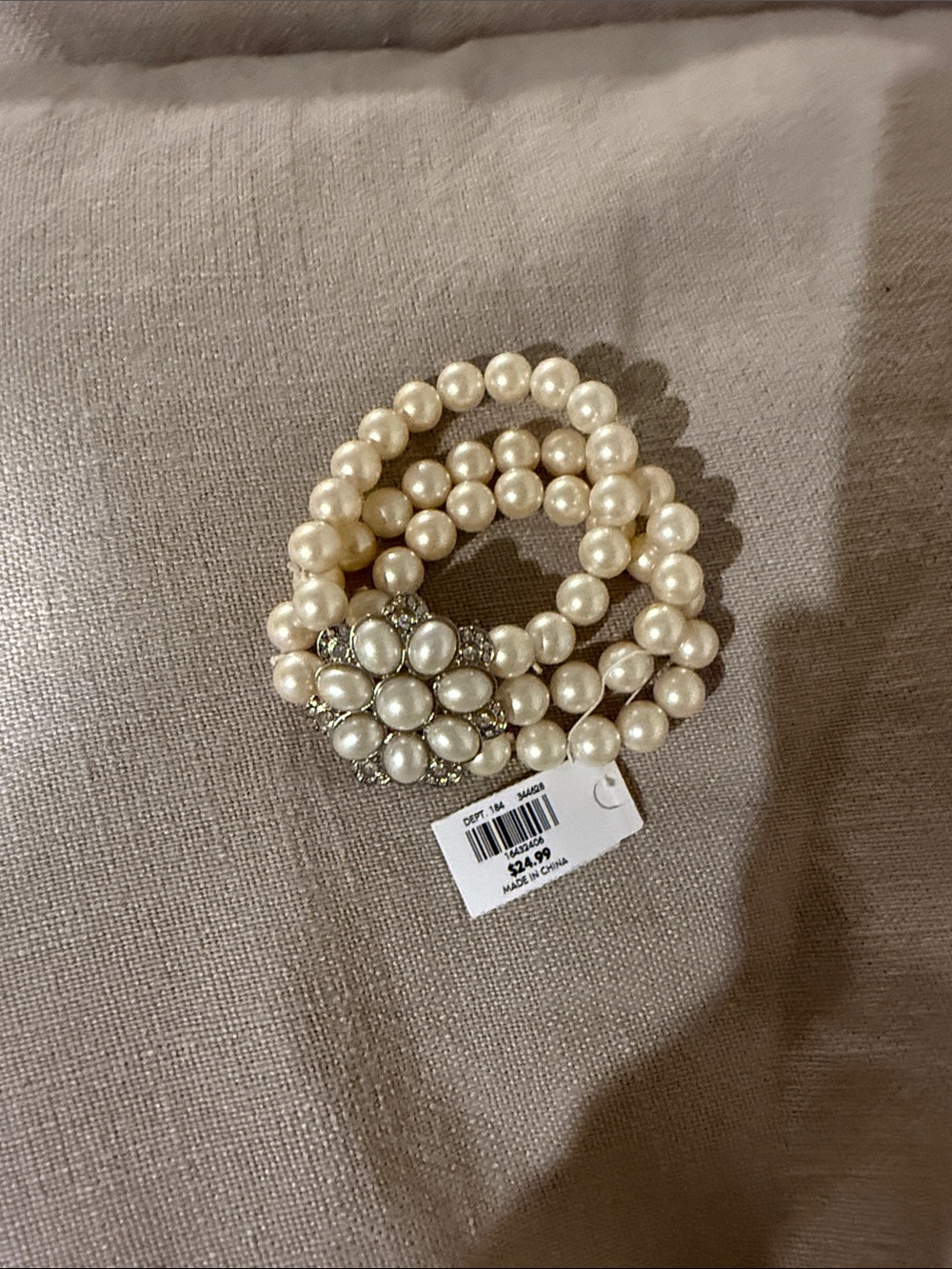 Loft Pearl Stretch Bracelet with Floral Accent - Cream— NWT